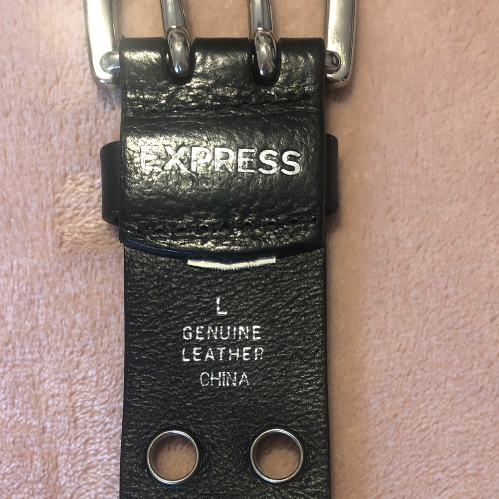 Black Leather Grommet Belt❗️FINAL PRICE❗️ - Picture 3 of 6